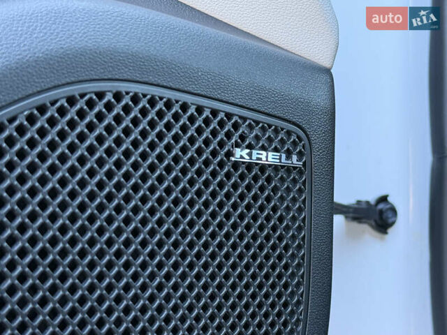Білий Хендай Туксон, об'ємом двигуна 2 л та пробігом 37 тис. км за 28500 $, фото 13 на Automoto.ua