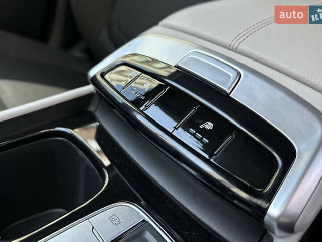 Белый Хендай Туксон, объемом двигателя 2.5 л и пробегом 47 тыс. км за 30000 $, фото 36 на Automoto.ua