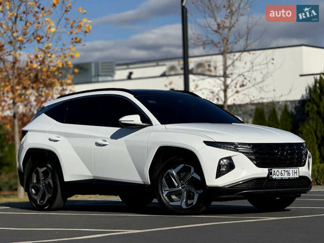 Белый Хендай Туксон, объемом двигателя 2 л и пробегом 147 тыс. км за 23700 $, фото 5 на Automoto.ua