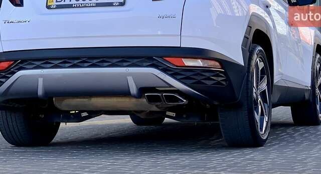 Белый Хендай Туксон, объемом двигателя 1.6 л и пробегом 97 тыс. км за 32800 $, фото 18 на Automoto.ua