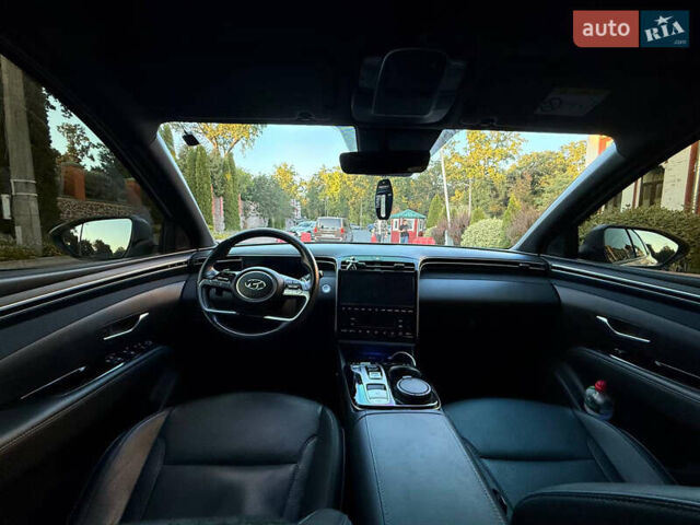 Белый Хендай Туксон, объемом двигателя 1.6 л и пробегом 75 тыс. км за 32000 $, фото 2 на Automoto.ua