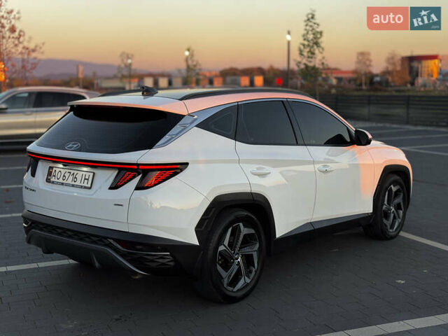 Белый Хендай Туксон, объемом двигателя 2 л и пробегом 147 тыс. км за 23700 $, фото 117 на Automoto.ua