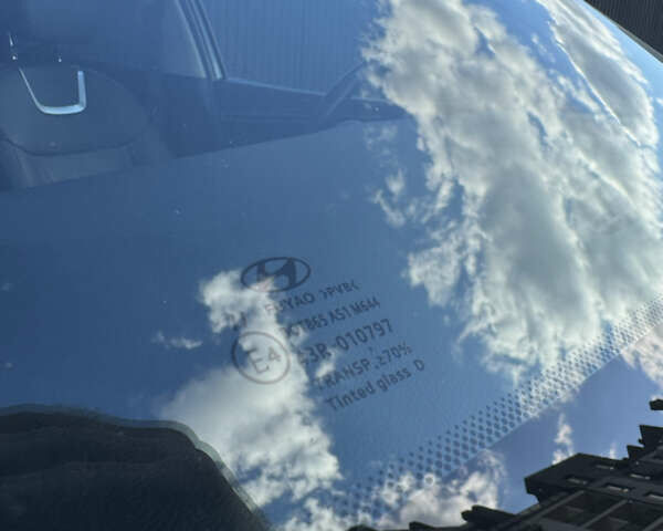 Белый Хендай Туксон, объемом двигателя 2 л и пробегом 58 тыс. км за 26900 $, фото 29 на Automoto.ua