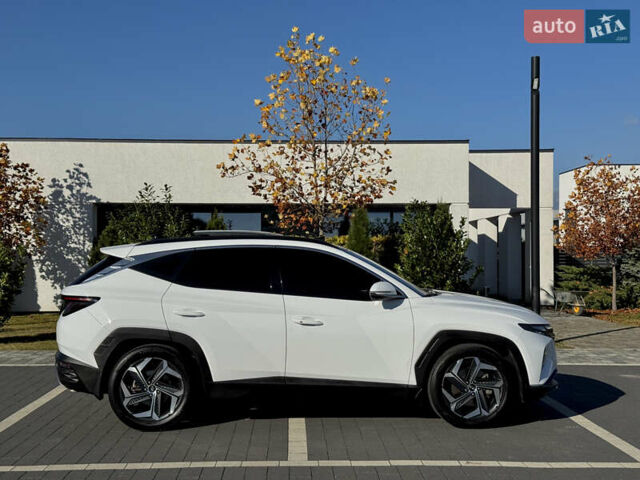 Белый Хендай Туксон, объемом двигателя 2 л и пробегом 147 тыс. км за 23700 $, фото 61 на Automoto.ua