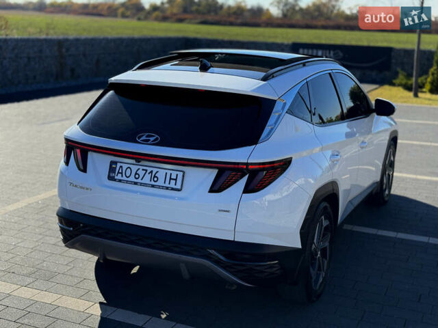 Белый Хендай Туксон, объемом двигателя 2 л и пробегом 147 тыс. км за 23700 $, фото 37 на Automoto.ua