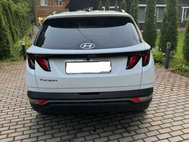 Білий Хендай Туксон, об'ємом двигуна 2 л та пробігом 60 тис. км за 20000 $, фото 6 на Automoto.ua