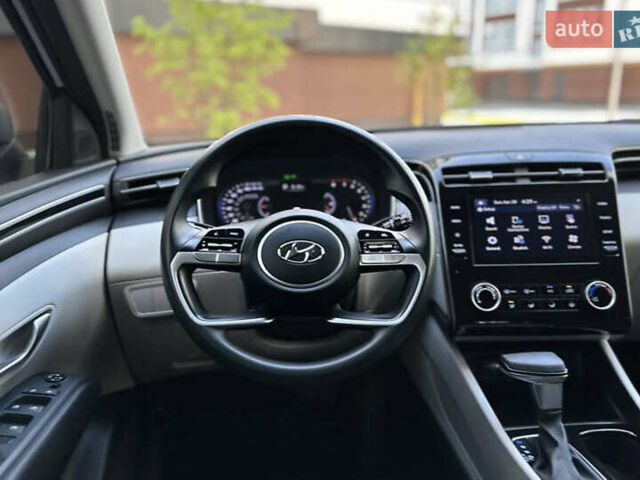 Белый Хендай Туксон, объемом двигателя 2.5 л и пробегом 47 тыс. км за 30000 $, фото 30 на Automoto.ua