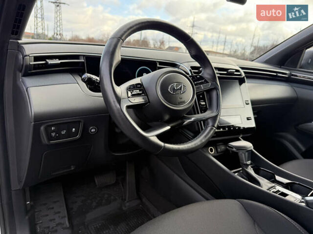 Белый Хендай Туксон, объемом двигателя 2 л и пробегом 41 тыс. км за 24650 $, фото 15 на Automoto.ua