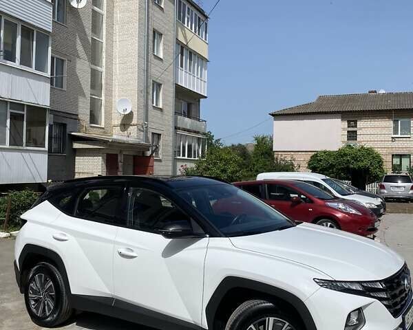 Белый Хендай Туксон, объемом двигателя 1.6 л и пробегом 60 тыс. км за 34500 $, фото 6 на Automoto.ua