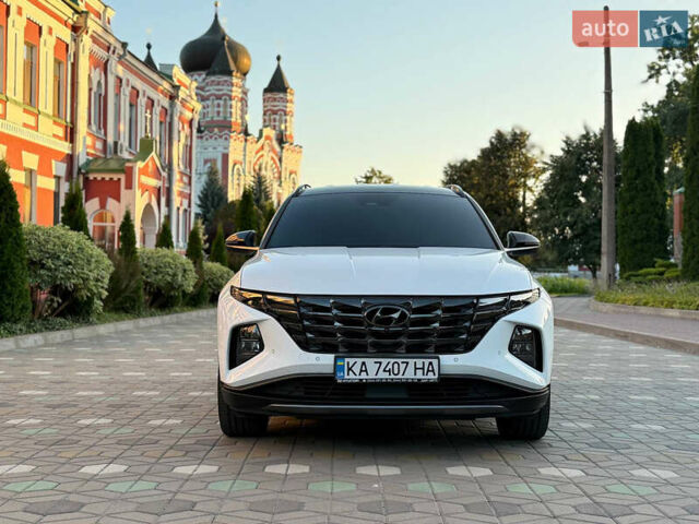 Белый Хендай Туксон, объемом двигателя 1.6 л и пробегом 75 тыс. км за 32000 $, фото 12 на Automoto.ua