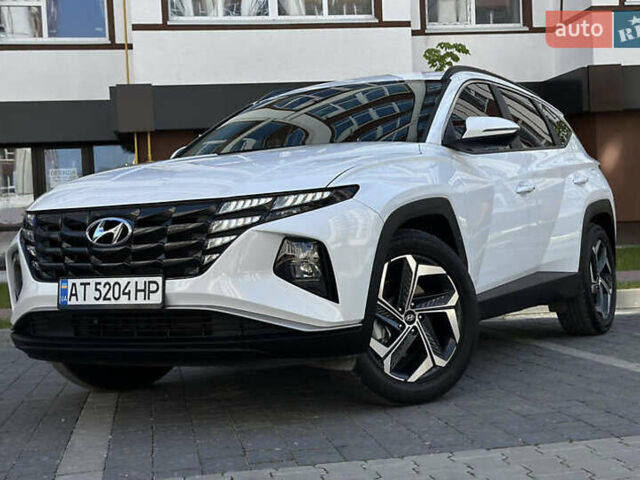Белый Хендай Туксон, объемом двигателя 2.5 л и пробегом 47 тыс. км за 30000 $, фото 11 на Automoto.ua