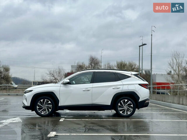 Білий Хендай Туксон, об'ємом двигуна 2 л та пробігом 67 тис. км за 24500 $, фото 2 на Automoto.ua
