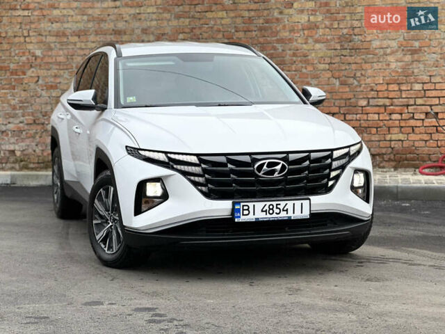 Белый Хендай Туксон, объемом двигателя 2 л и пробегом 123 тыс. км за 22800 $, фото 6 на Automoto.ua