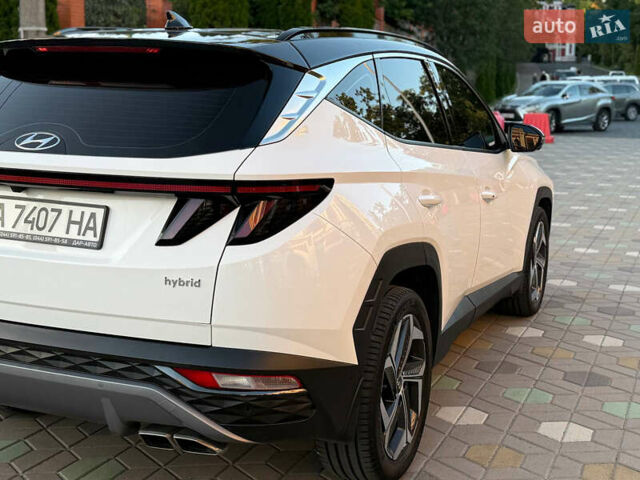Белый Хендай Туксон, объемом двигателя 1.6 л и пробегом 75 тыс. км за 32000 $, фото 13 на Automoto.ua