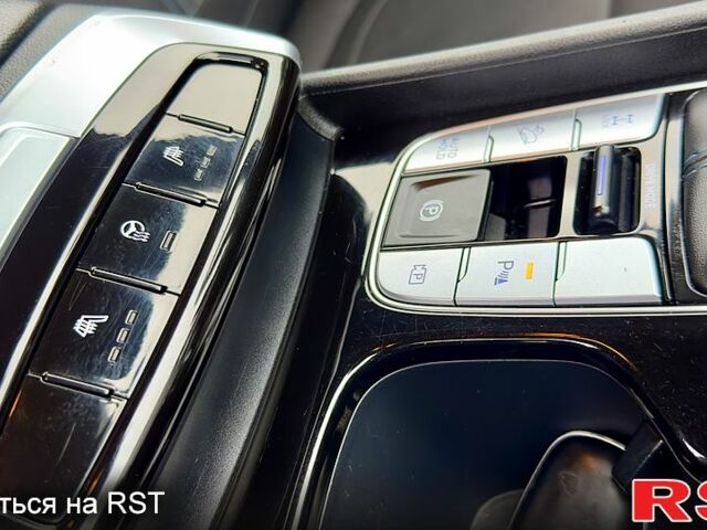 Белый Хендай Туксон, объемом двигателя 2 л и пробегом 67 тыс. км за 24500 $, фото 9 на Automoto.ua