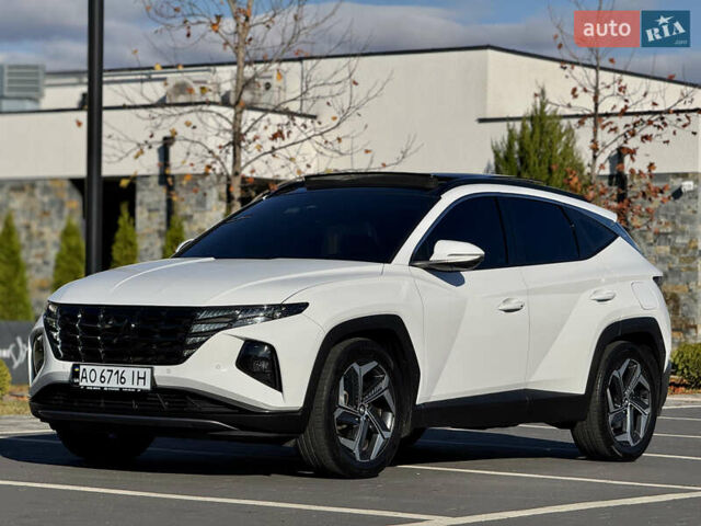 Белый Хендай Туксон, объемом двигателя 2 л и пробегом 147 тыс. км за 23700 $, фото 24 на Automoto.ua