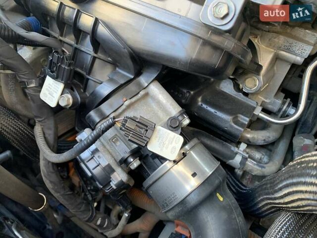 Белый Хендай Туксон, объемом двигателя 1.6 л и пробегом 97 тыс. км за 32800 $, фото 32 на Automoto.ua