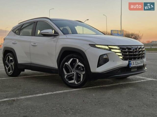 Білий Хендай Туксон, об'ємом двигуна 1.6 л та пробігом 42 тис. км за 32500 $, фото 6 на Automoto.ua