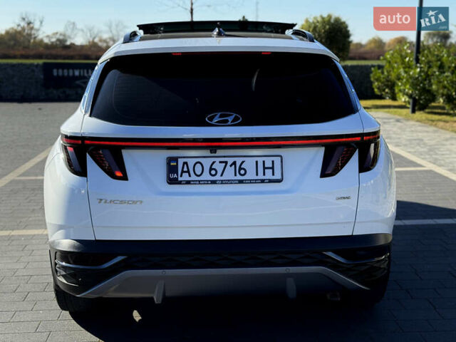 Белый Хендай Туксон, объемом двигателя 2 л и пробегом 147 тыс. км за 23700 $, фото 36 на Automoto.ua