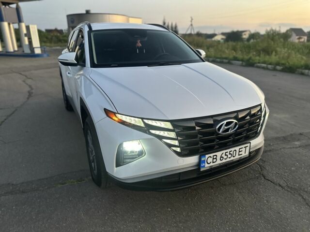 Белый Хендай Туксон, объемом двигателя 1.6 л и пробегом 120 тыс. км за 26500 $, фото 3 на Automoto.ua