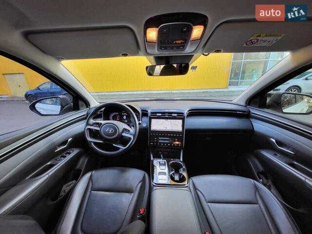 Белый Хендай Туксон, объемом двигателя 2 л и пробегом 108 тыс. км за 27999 $, фото 20 на Automoto.ua