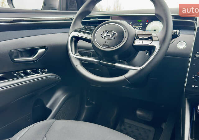 Білий Хендай Туксон, об'ємом двигуна 2 л та пробігом 67 тис. км за 24500 $, фото 11 на Automoto.ua