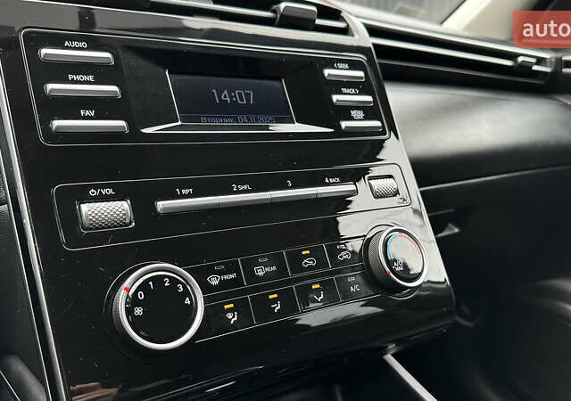 Белый Хендай Туксон, объемом двигателя 2 л и пробегом 123 тыс. км за 22800 $, фото 47 на Automoto.ua