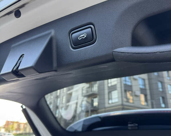 Белый Хендай Туксон, объемом двигателя 2 л и пробегом 58 тыс. км за 26900 $, фото 30 на Automoto.ua