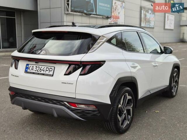 Білий Хендай Туксон, об'ємом двигуна 1.6 л та пробігом 41 тис. км за 33600 $, фото 5 на Automoto.ua