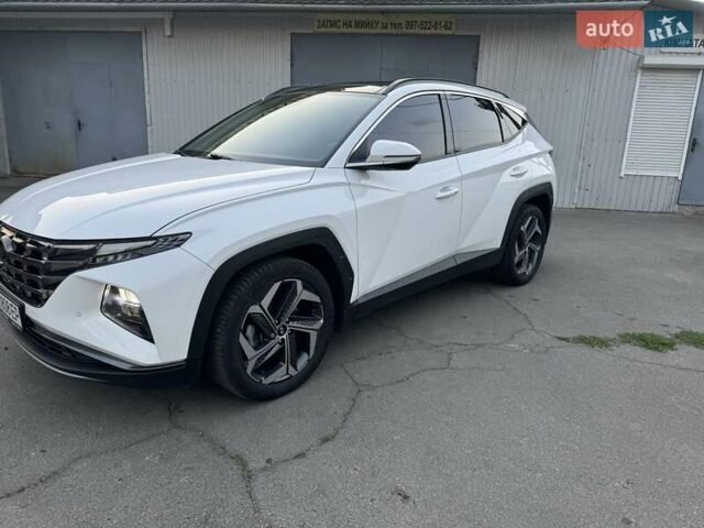 Білий Хендай Туксон, об'ємом двигуна 1.6 л та пробігом 43 тис. км за 32900 $, фото 1 на Automoto.ua