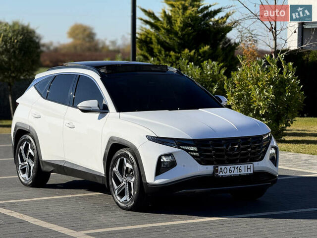 Белый Хендай Туксон, объемом двигателя 2 л и пробегом 147 тыс. км за 23700 $, фото 56 на Automoto.ua