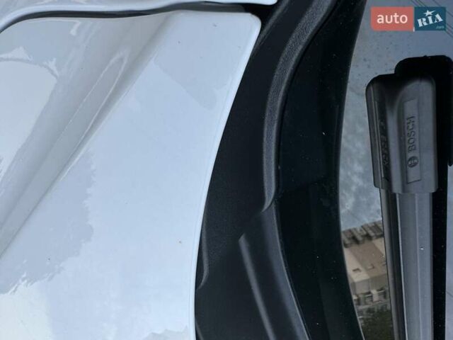 Білий Хендай Туксон, об'ємом двигуна 1.6 л та пробігом 43 тис. км за 32900 $, фото 8 на Automoto.ua