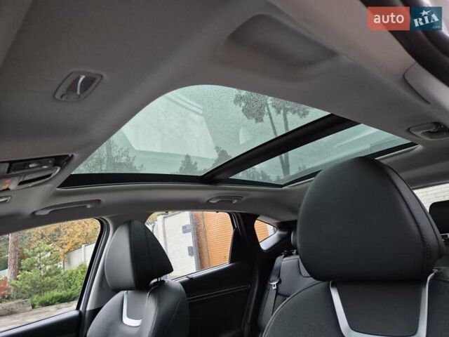 Білий Хендай Туксон, об'ємом двигуна 1.6 л та пробігом 41 тис. км за 33600 $, фото 31 на Automoto.ua