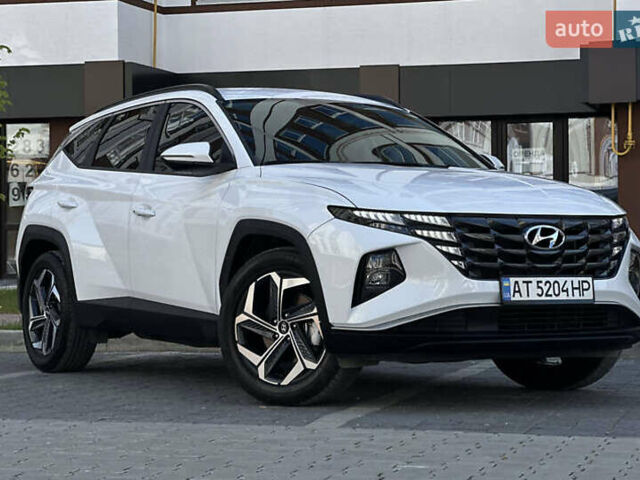 Белый Хендай Туксон, объемом двигателя 2.5 л и пробегом 47 тыс. км за 30000 $, фото 1 на Automoto.ua
