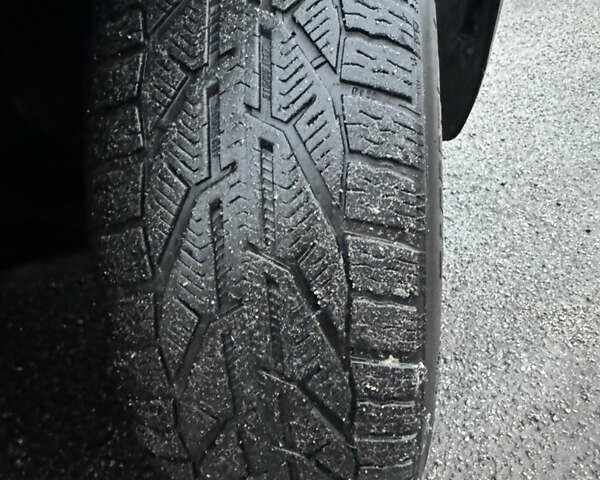 Белый Хендай Туксон, объемом двигателя 2 л и пробегом 89 тыс. км за 28100 $, фото 20 на Automoto.ua