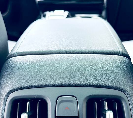 Белый Хендай Туксон, объемом двигателя 1.6 л и пробегом 48 тыс. км за 36700 $, фото 9 на Automoto.ua