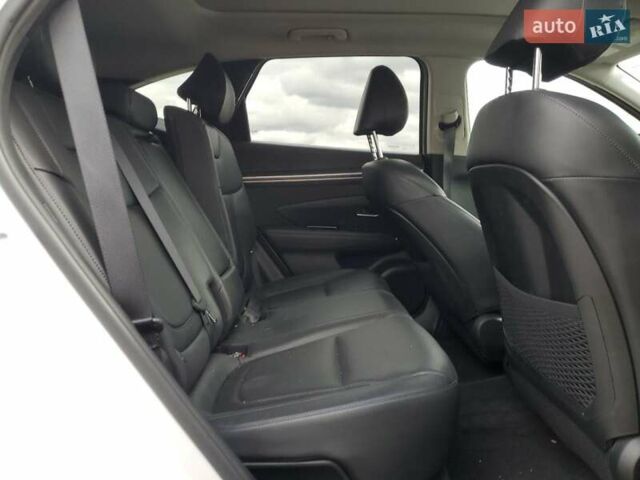 Белый Хендай Туксон, объемом двигателя 1.6 л и пробегом 33 тыс. км за 14147 $, фото 8 на Automoto.ua