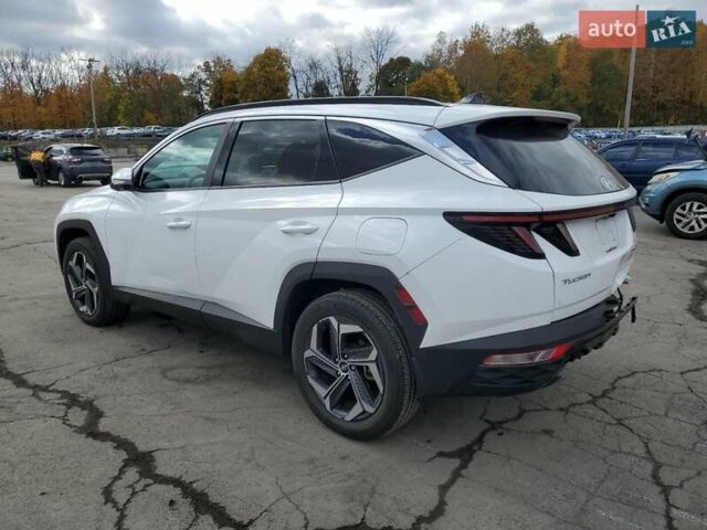 Белый Хендай Туксон, объемом двигателя 1.6 л и пробегом 33 тыс. км за 14147 $, фото 3 на Automoto.ua