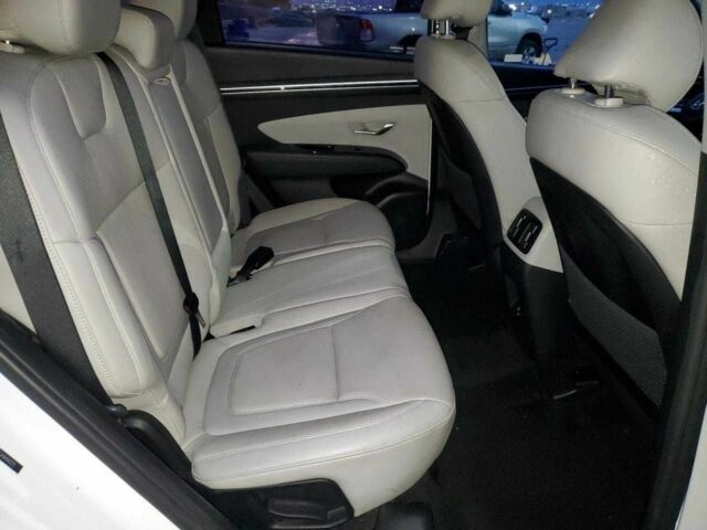 Белый Хендай Туксон, объемом двигателя 2.5 л и пробегом 45 тыс. км за 6500 $, фото 9 на Automoto.ua