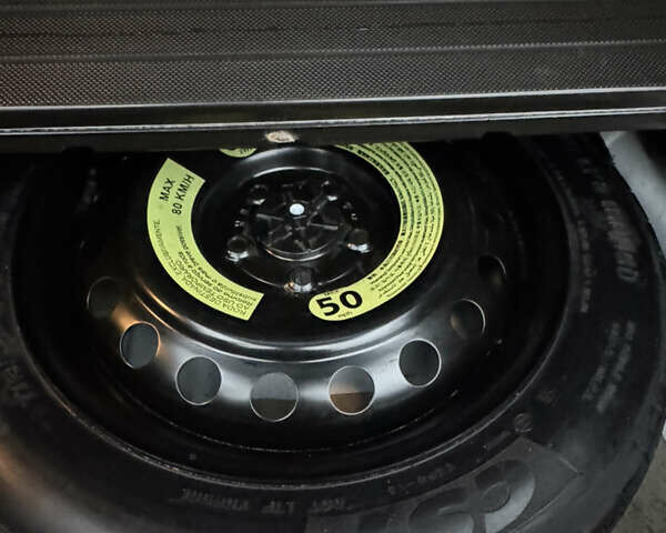 Белый Хендай Туксон, объемом двигателя 2 л и пробегом 89 тыс. км за 28100 $, фото 19 на Automoto.ua