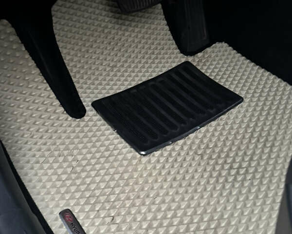 Белый Хендай Туксон, объемом двигателя 2 л и пробегом 89 тыс. км за 28100 $, фото 25 на Automoto.ua