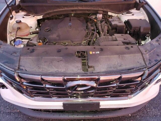 Белый Хендай Туксон, объемом двигателя 2.5 л и пробегом 45 тыс. км за 6500 $, фото 10 на Automoto.ua