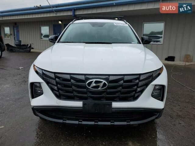 Білий Хендай Туксон, об'ємом двигуна 2.5 л та пробігом 101 тис. км за 7200 $, фото 4 на Automoto.ua