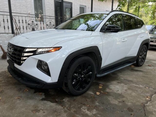 Белый Хендай Туксон, объемом двигателя 2.5 л и пробегом 9 тыс. км за 16000 $, фото 10 на Automoto.ua