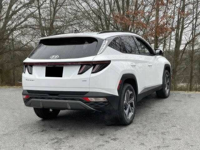 Білий Хендай Туксон, об'ємом двигуна 2.5 л та пробігом 25 тис. км за 11000 $, фото 3 на Automoto.ua