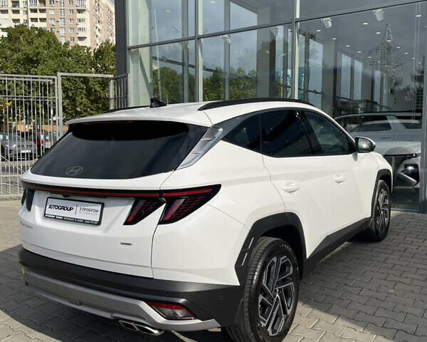 Белый Хендай Туксон, объемом двигателя 2.5 л и пробегом 2 тыс. км за 39500 $, фото 36 на Automoto.ua