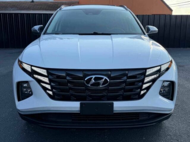 Белый Хендай Туксон, объемом двигателя 2.5 л и пробегом 11 тыс. км за 6200 $, фото 1 на Automoto.ua