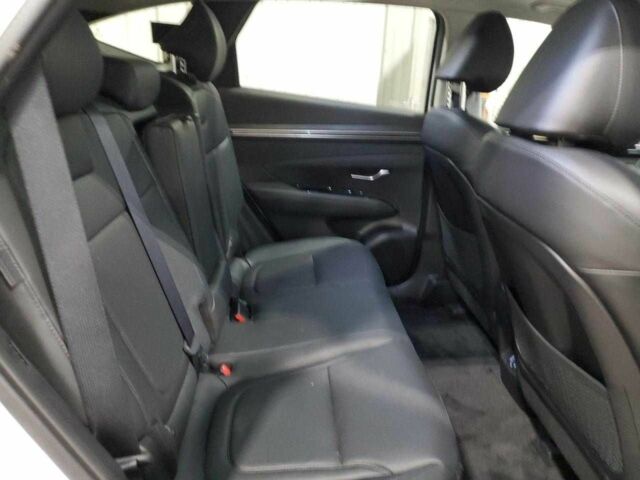 Белый Хендай Туксон, объемом двигателя 1.6 л и пробегом 8 тыс. км за 9000 $, фото 10 на Automoto.ua