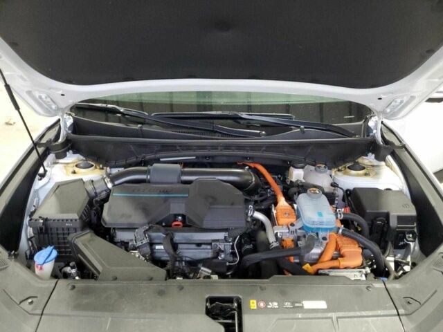 Белый Хендай Туксон, объемом двигателя 1.6 л и пробегом 8 тыс. км за 9000 $, фото 11 на Automoto.ua