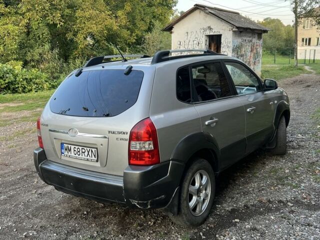 Бежевий Хендай Туксон, об'ємом двигуна 2 л та пробігом 279 тис. км за 3250 $, фото 4 на Automoto.ua